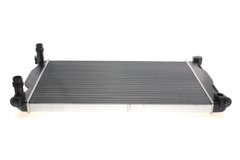 Радіатор охолодження Audi A4 1.6-2.0 / 1.9 / 2.0TDI 00-09 / Seat Exeo 08-13 03002201WEZ фото