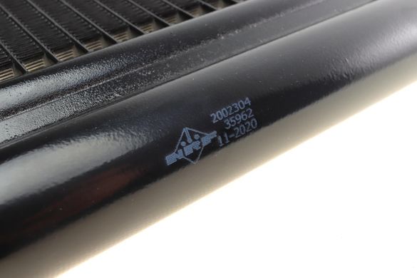 Радиатор кондиционера (с осушителем) Hyundai Sonata / Kia Magentis 2.0-3.3 05- 35962NRF фото