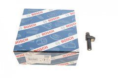 Датчик положення колінвала Mercedes C-class (W202) / E-class (W210) 93-00 0261210122 фото