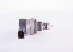 Клапан редукционный рейки топливной BMW 5 (F10) / 7 (F01-F04) 12-16 (N57) 0281006246 фото
